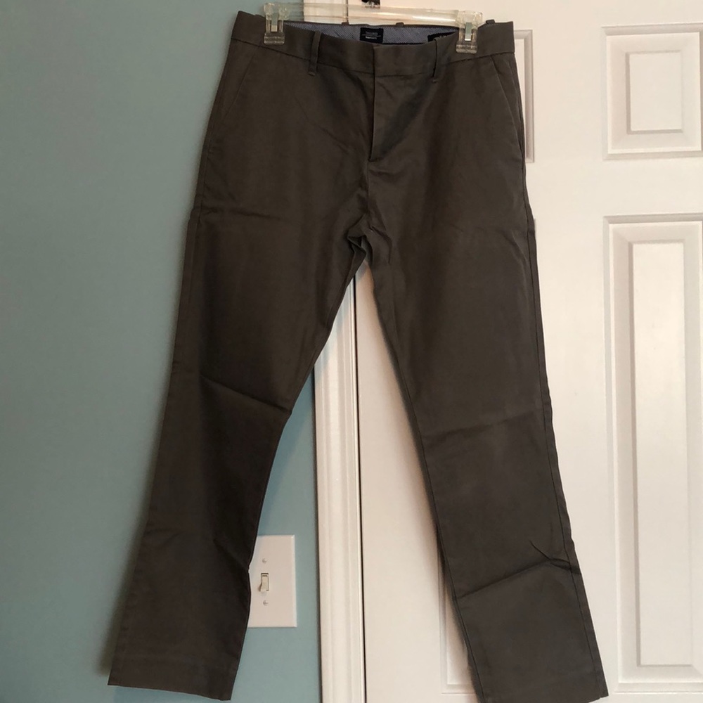 Men’s Gap khakis slim fit 30 x 30